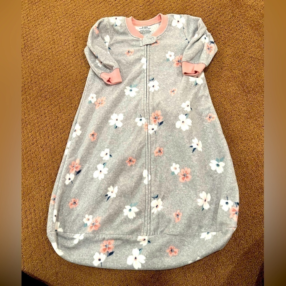 Carter’s Warm Full Zip Girls Floral Sleep Sack Cozy Worn Once Size 3-6 M